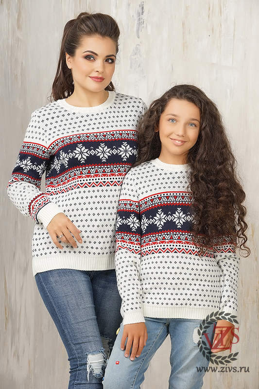 Семейные свитера с оленями "Скандинавские каникулы "