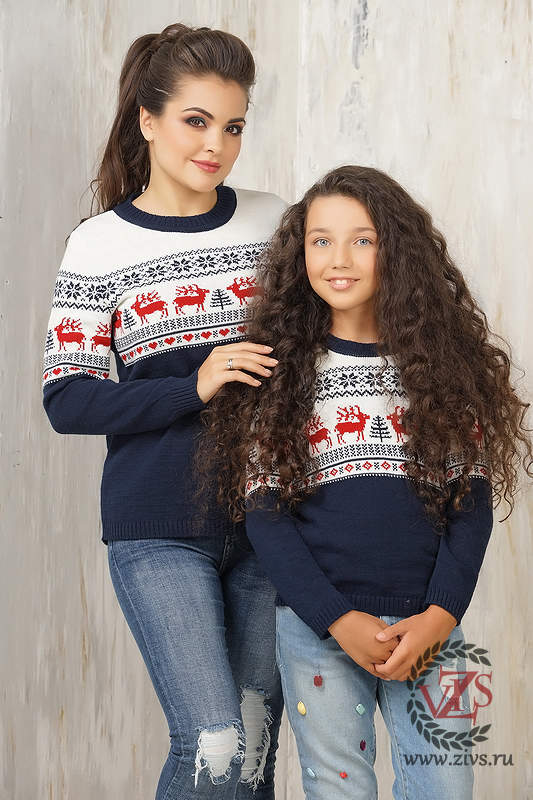 Семейные свитера с оленями "Вся семья " 